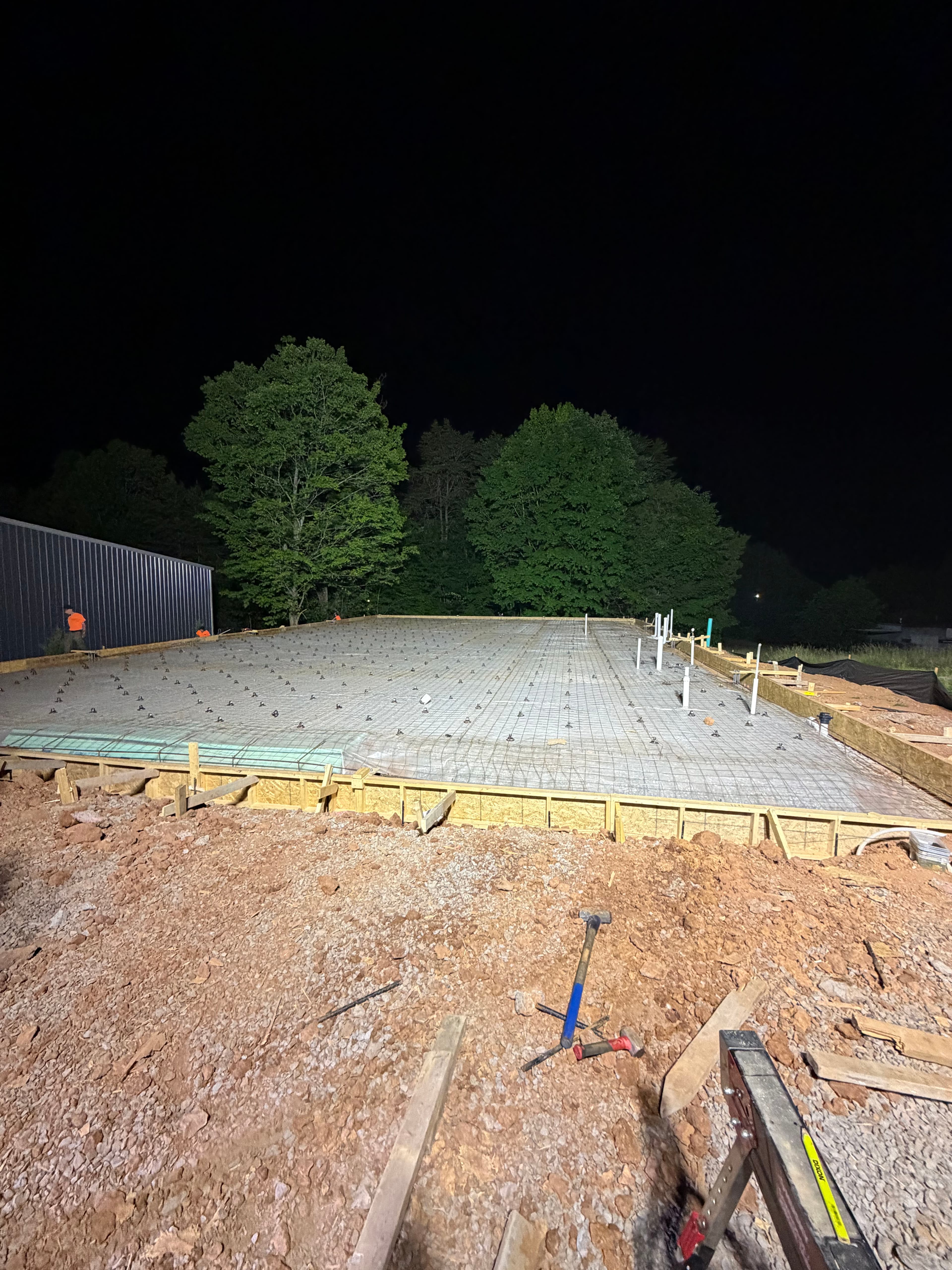 Project 60x100 Concrete Slab Pour in North Knoxville Done Right image