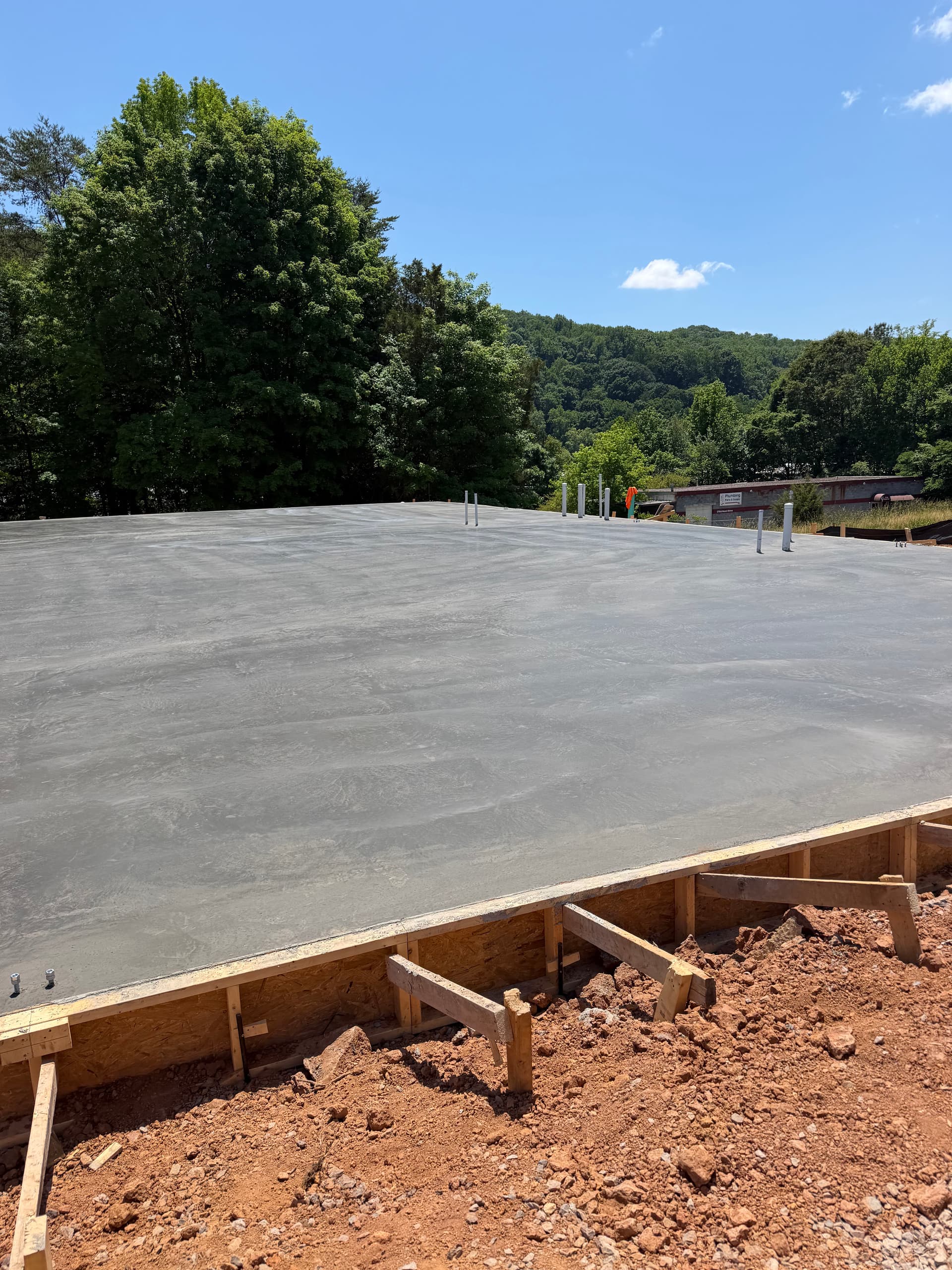 Gallery photos for 60x100 Concrete Slab Pour in North Knoxville Done Right: Image #3